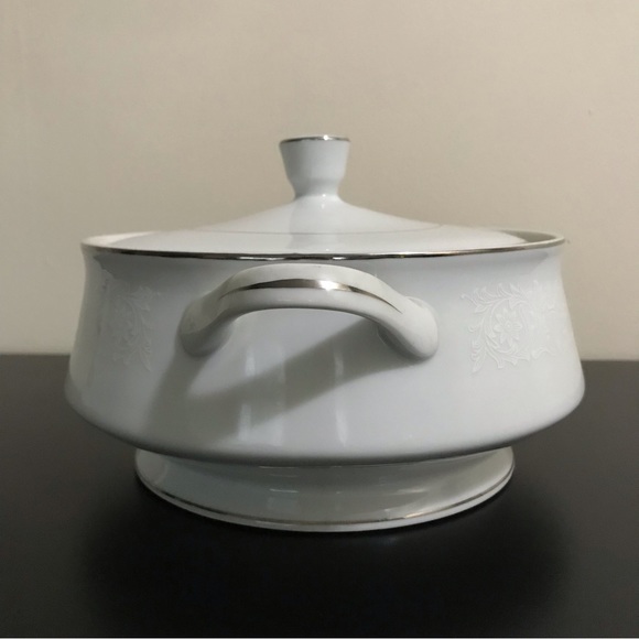 Crown Victoria Fine China Lovelace Covered Casserole Dish Pot | Platinum Trim - Picture 5 of 13